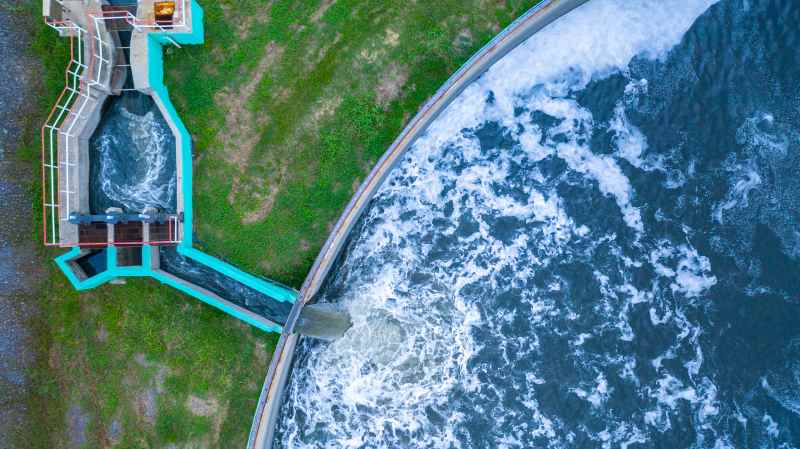 Wodna energia przepływowa jako alternatywa dla elektrowni wodnych